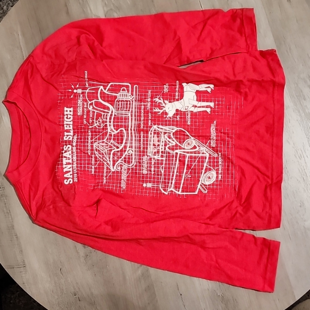 Boys Cat & Jack Santa Sleigh Long Sleeve Tshirt Small (6/7)
